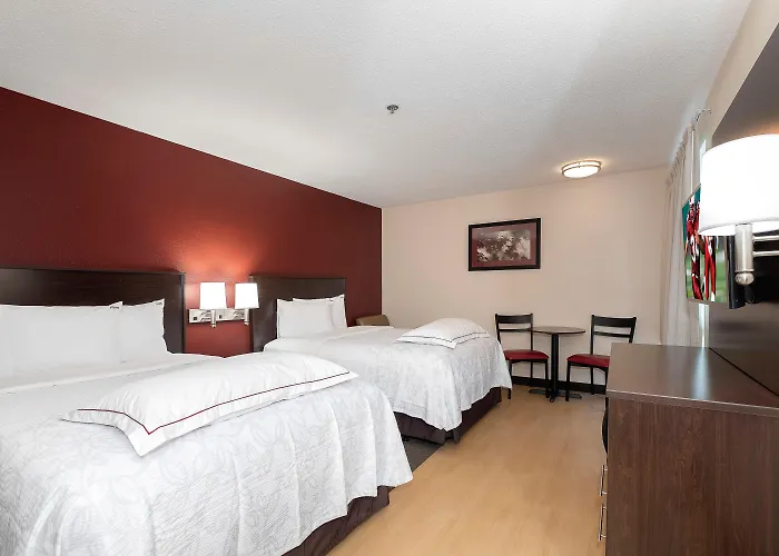 Red Roof Inn Plus + Phoenix West